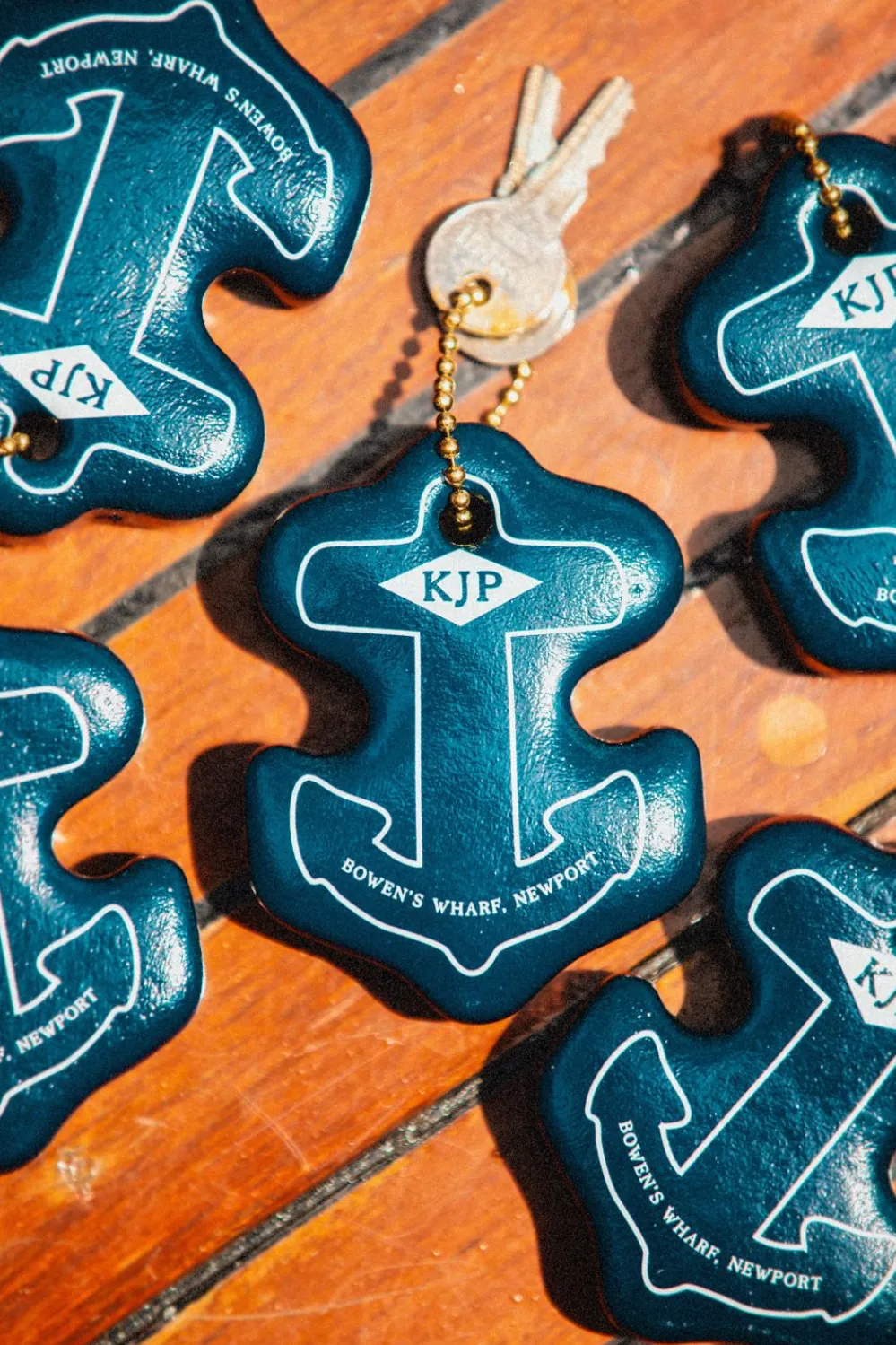 Kiel James Patrick Wharf Floating Keychain^ Key Fobs